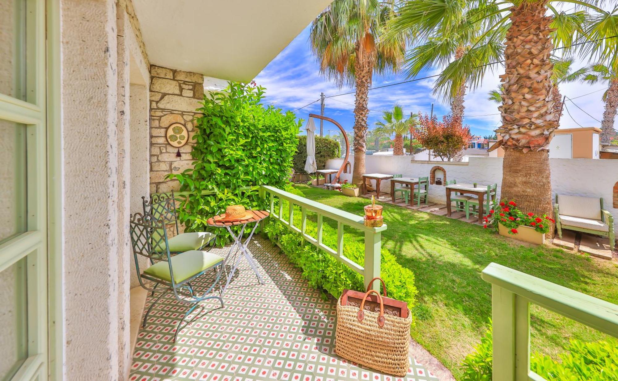 Palas Alacati - Adult Only Экстерьер фото