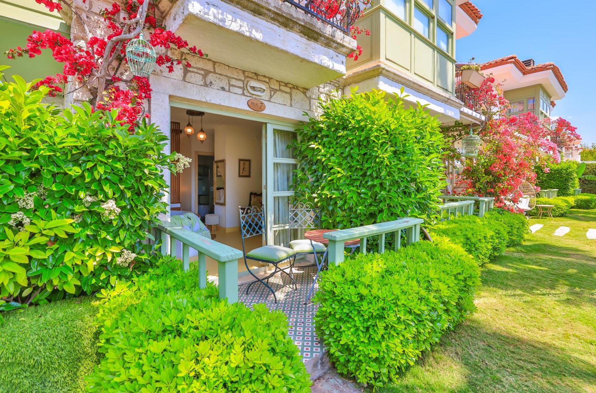 Palas Alacati - Adult Only Экстерьер фото